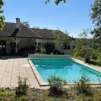 Las Irondas, hotel din Moissac