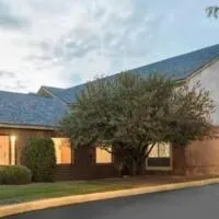 Dodgeville inn & suites โรงแรมในDodgeville