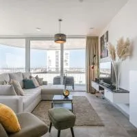 Viesnīca Casiola - Bright apartment with seaview pilsētā Brēdene