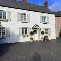The Old Post Office - B&B and Coffee Shop, hotelli kohteessa Otterburn