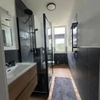 Ferienwohnung Zeitz Appartment Zeitzer Dom, хотел в Зайц