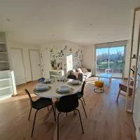 Gîte Le carrier classé 4 étoiles 2 à 5 personnes au coeur des volcans d'Auvergne – hotel w mieście Mazaye