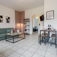Ionian Luxury Apartments, viešbutis mieste Perama