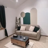 Uzemain में, होटल Gîte des abeilles, le Lys