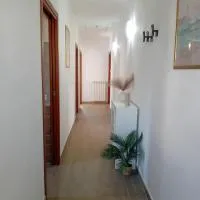 Casa vacanze LA FENICE, хотел в Валмонтоне