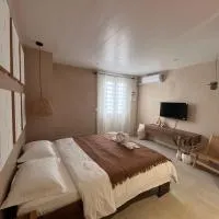 Studio Tulum - jacuzzi privé - face à la mer, хотел в Тартан