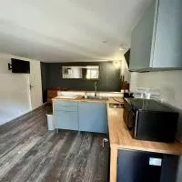 Appartement confortable et accessible، فندق في Pelves