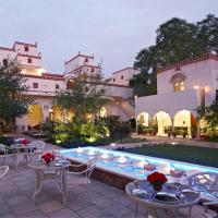 Mandawa Haveli: bir Jaipur, Sansar Chandra Road oteli