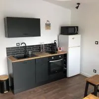 Studio, hotel a Mouton
