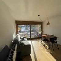 Apartment with a beautiful view and large terrace, hotel a Montgenèvre