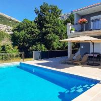 Viesnīca Lovely Home In Solin With Private Swimming Pool, Can Be Inside Or Outside pilsētā Solina