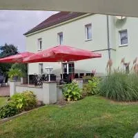 Gasthaus und Pension Zum-Wagner-Hof, отель в городе Machern