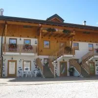 Agriturismo Pisani, hotel en Brez