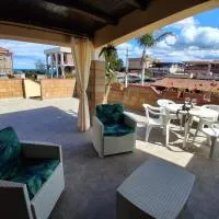 Villa Oleandri mare di Sicilia, hotelli kohteessa Agnone Bagni