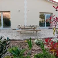 domaine de marodi lavande, hotel in Baignes-Sainte-Radegonde