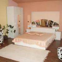 Hotel Paradise, מלון בקיוסטנדיל