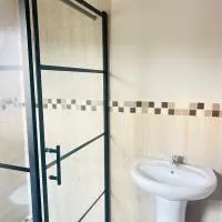 Rainow guest house, hotel u gradu Burgersfort