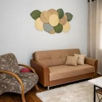 Casa ampla com garagem, 3 quartos, ideal para famílias, a 10 min do centro histórico – hotel w mieście Petrópolis
