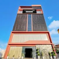 Super Townhouse Oak Miyapur Road Bachupally、Dhundgolのホテル