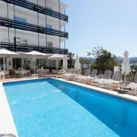Es Mitjorn Hotel、サンアントニオのホテル