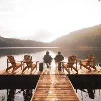 Huttopia Les Deux Lacs - Laurentides, hotel i Mont-Blanc