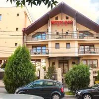 Viesnīca Hotel Rao pilsētā Kluža-Napoka
