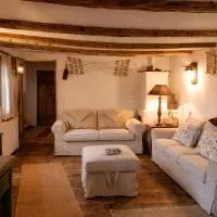 Charming Cottages in the Carpathian Mountains、Rîu Alb de Josのホテル