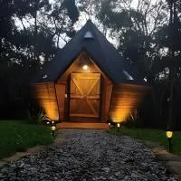 Cabana Diamante na Floresta | Hidro|Ar|Fogueira, hotelli kohteessa Gonçalves