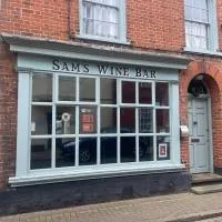 하리치에 위치한 호텔 Sams Wine Bar Harwich ltd