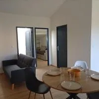 Appartement F3 équipé 3 à 4 couchages, hotel in Ventenac-Cabardès