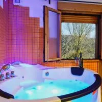 Casa Rural Aguas Frías I، فندق في La Omañuela