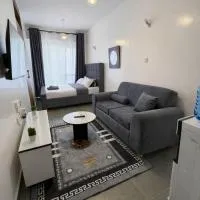 The Cozy Cube at Tsavo Sunset, hotel en Nairobi