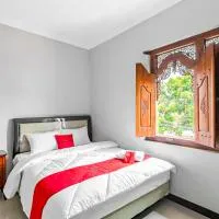 RedDoorz Syariah near Exit Toll Banyumanik Semarang, hótel í Srondolwetan