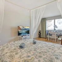 cozy Studio with seeview a big TV and a bicycleroom, hotel sa Romanshorn