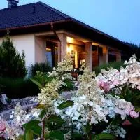 Tajemniczy Ogród Szczytna - Bed & Breakfast โรงแรมในซชิทนา