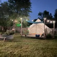 Savannah-Winery Yurt near Sequoia & Kings Canyon National Parks, hotel a Dunlap