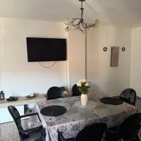 Apartamento Dúplex vacacional โรงแรมในบูร์เรียนา