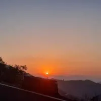 Nainital Peaceful Paradise, hotel Bhowāli városában