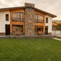 MV Cottage 1 - Two-Bedroom Villa, hotel en Tsemi