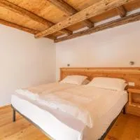 Casa Vallazza - Val di Zoldo - Dolomites, hotel v destinácii Forno di Zoldo
