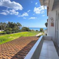 Sundy Beach Seaview 2BDR Larnaka Dhekelia, kh&aacute;ch sạn ở Larnaka