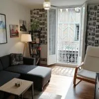 Spacieux T3 lumineux dans quartier historique avec wifi, hotel in Redon