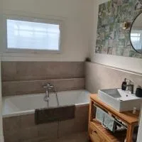 Chambre privée Orthez, hotelli kohteessa Orthez