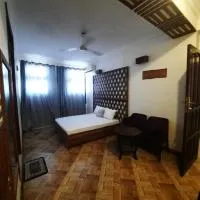 Kuti Hotel Stone Town, hotel a Ngambo