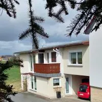 Ferienwohnung Heidebergblick, hotel em Lawalde