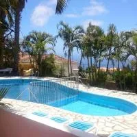 Apartamentos Finca Colon، فندق في Los Quemados