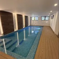 Modern Apartment with Pool & Gym Zona 15: La Aurora'da bir otel