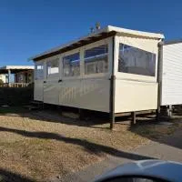 FMLODGE mobil home le petit cocon, хотел в Валра-Плаж