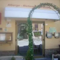 Canzolino में, होटल Hotel Aurora Villalago