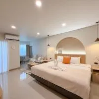 Abundant Eco Hostel, hotel i Laguna Phuket